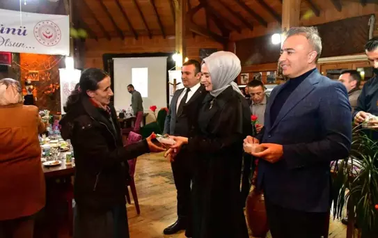 Ardahan'da '8 Mart Dünya Kadınlar Günü İftar Programı' düzenlendi
