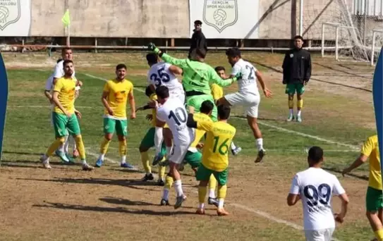 Alaçatıspor, Gümüldürspor'a 1-0 Yenildi