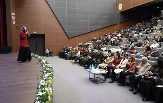 Ailenin Kalbi Kadın: Başiskele'de Kadının Rolü Vurgulandı