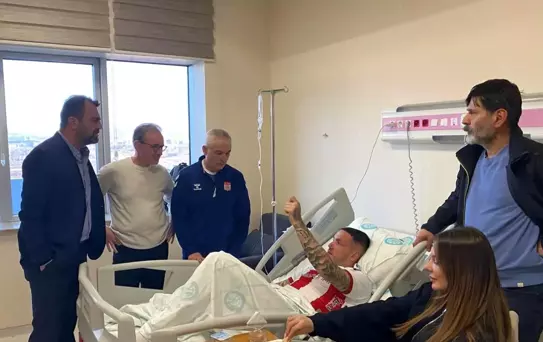 Rıza Çalımbay'dan Rey Manaj'a Ziyaret