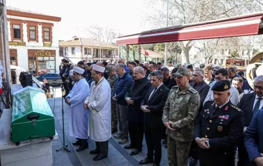 Tümgeneral Mehmet Özeren'in Babası Orhan Özeren, Çanakkale'de Toprağa Verildi
