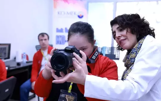 Özel Bireyler KO-MEK'te Fotoğrafçılık Kursu Aldı