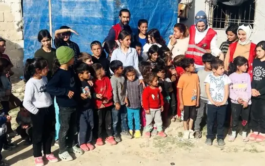 Ceylanpınar'da 500 Çocuğa Bayramlık Dağıtıldı