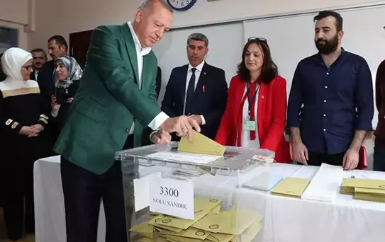 Son ankette Erdoğan muhalefetin 3 adayıyla yarıştı! İşte çıkan sonuç