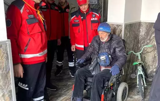 Engelli Vatandaşa Kurtarma Yardımı