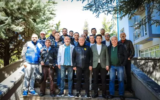 Bakkal, Basınla Kahvaltıda Bir Araya Geldi