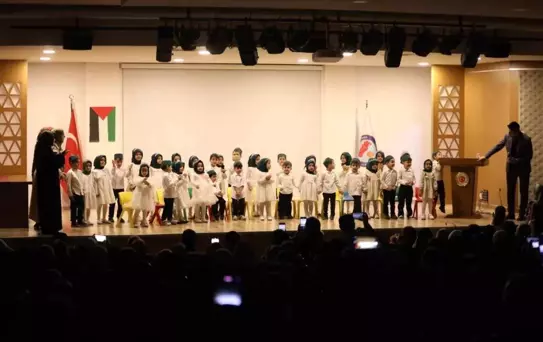 Genç'te miniklerin Kur'an sevinci