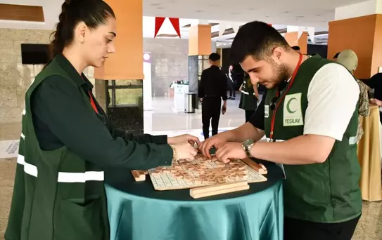 Adana'da Bağımsızlık Şenliği Düzenlendi