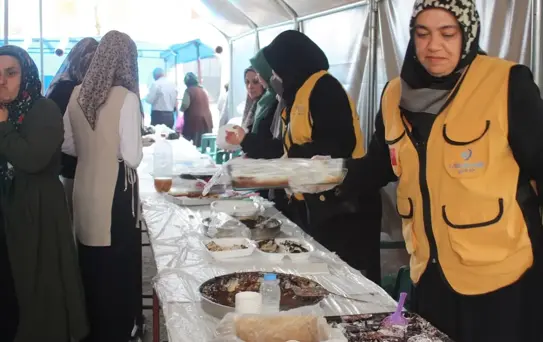 Gazze İçin Kermes Düzenlendi