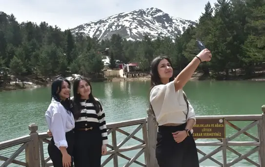 Limni Gölü Tabiat Parkı'na Ziyaretçi Akını