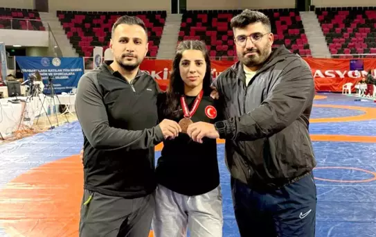 Şeyda Salim Türkiye Üçüncüsü