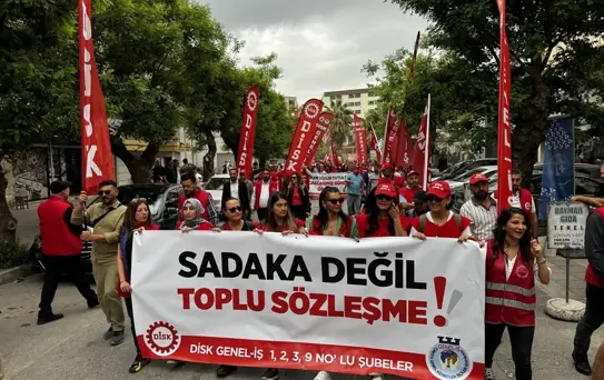 İzmir'de Grev Başladı