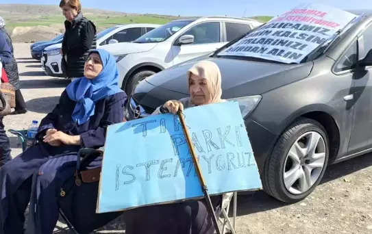 Kamu Birliği Konfederasyonu, şehitleri dualarla andı