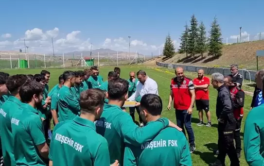 Emniyetten Kırşehir Futbol SK'ya Destek Ziyareti