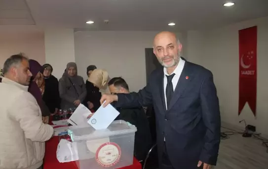 Saadet Partisi Çarşamba Kongresi Gerçekleşti
