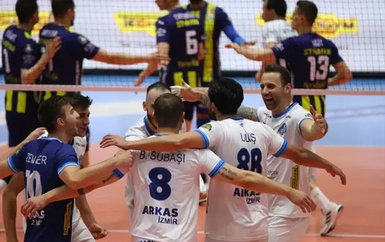 Arkas Spor Fenerbahçe'yi 3-1 Yendi