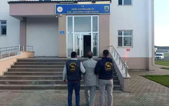 Aranan Şahıs Jandarma Tarafından Yakalandı