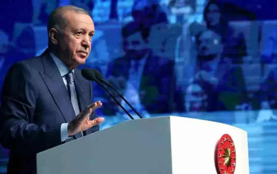 Cumhurbaşkanı Erdoğan'dan uyarı: 'Nüfusumuzdaki azalış sorunu ülkemiz için savaştan daha önemli bir tehdit'