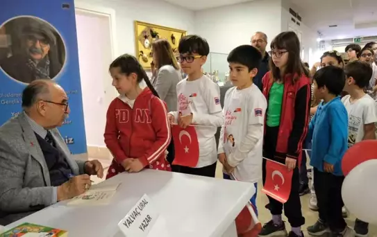 Yalvaç Ural, 23 Nisan'da Büyükçekmeceli Çocuklarla Buluştu