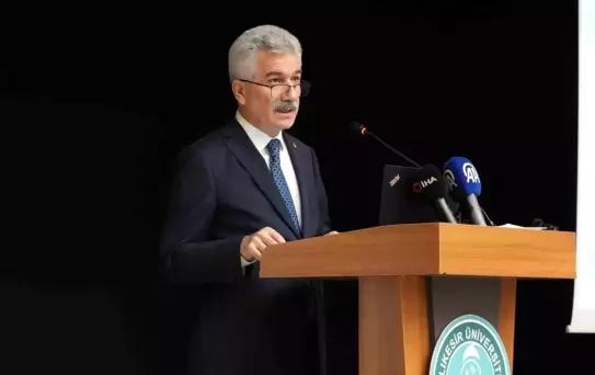 5. İdare Hukuku ve İdari Yargı Uluslararası Sempozyumu Balıkesir'de Gerçekleşti