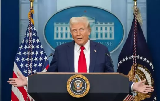 Trump'tan Ücretsiz Kanal Geçişi Talebi