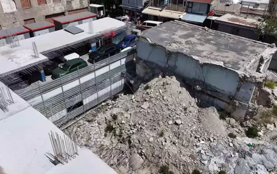 İstanbul'da Otomobil Park Yeri Krizi: Esnafın Mağduriyeti Artıyor