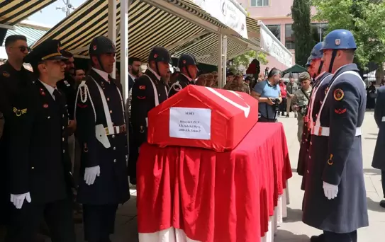 Nevşehir'de şehit olan Jandarma Astsubay Gaziantep'te toprağa verildi