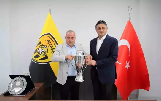 Aliağaspor FK, 2. Lig'e Yükselmenin Gururunu Yaşadı