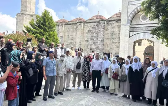 Tarsus'ta İlk Hac Kafilesi Uğurlandı