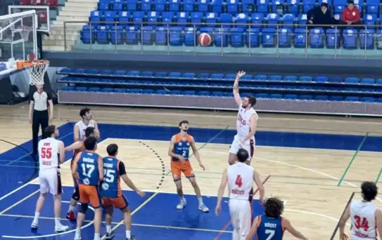 Düzce 81 Basketbol, Play-Off Mücadelesinde Galibiyetle Başladı