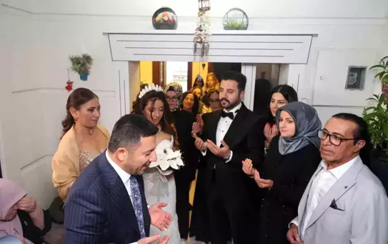 Nevşehir Belediye Başkanı'ndan Gelin ve Damada Unutulmaz Jest