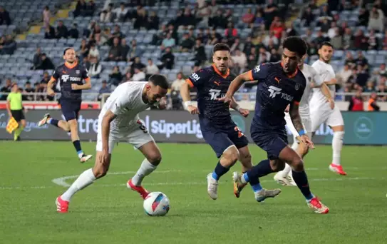 Hatayspor, Başakşehir'e 4-2 Yenildi