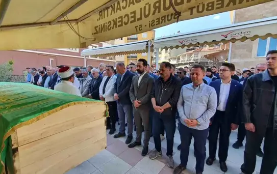 20. Dönem Manisa Milletvekili Abdullah Akarsu Son Yolculuğuna Uğurlandı