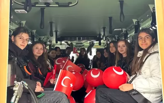 Öğrenciler Jandarma Eğitim Merkezini Ziyaret Etti