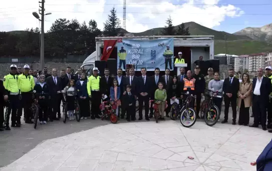 Bitlis'te Trafik Güvenliği Haftası Etkinlikleri