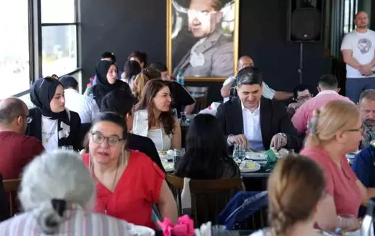 Ataşehir Belediyesi'nden Engelliler Haftası'nda Anlamlı Buluşma