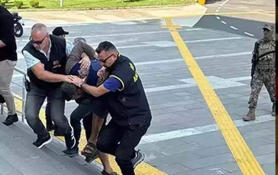 Eşini ütüyle öldüren sanığın çocuğu babasından şikayetçi oldu: En ağır şekilde cezalandırılsın