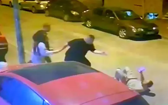 Alkollü Gencin Sataşması Tek Yumrukla Son Buldu