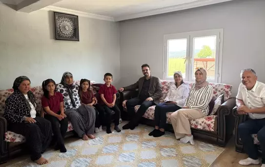 Anneler Günü Kutlaması