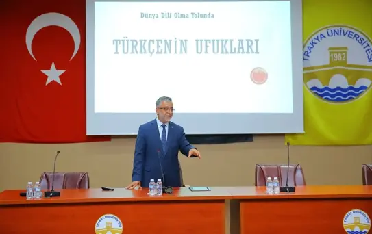 Türk Dili Bayramı'nda Konferans