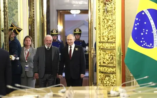 Putin ve Lula, ABD Tarifelerini Görüştü