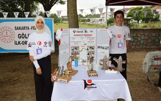 Ferizli'de TÜBİTAK Bilim Fuarı