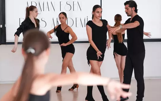 Dansçılar solo dünya şampiyonasına katılıyor