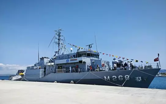TCG Akçakoca Enez Limanı'nda Ziyarete Açıldı