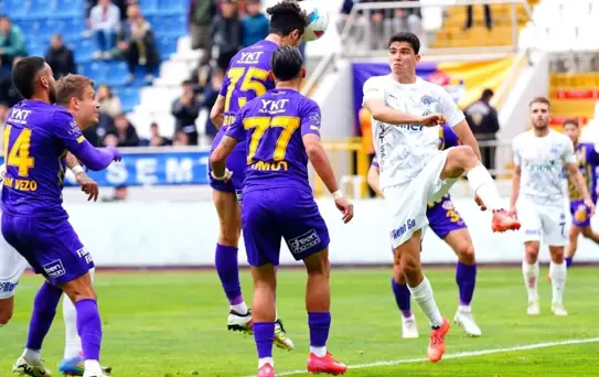Trendyol Süper Lig: Eyüpspor: 0 Kasımpaşa: 1 (İlk yarı)