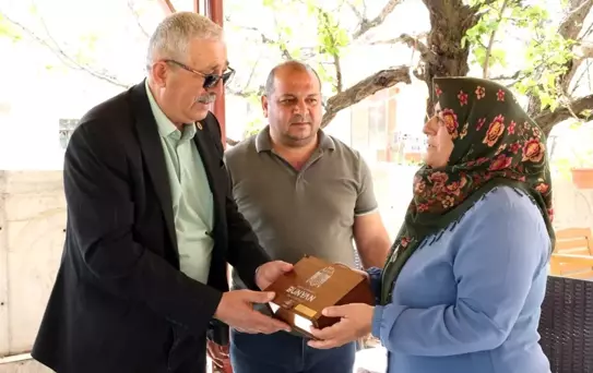 Başkan Metin şehit annelerini unutmadı