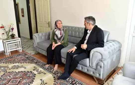 Kepez'de, Şehit Annelerini unutulmadı