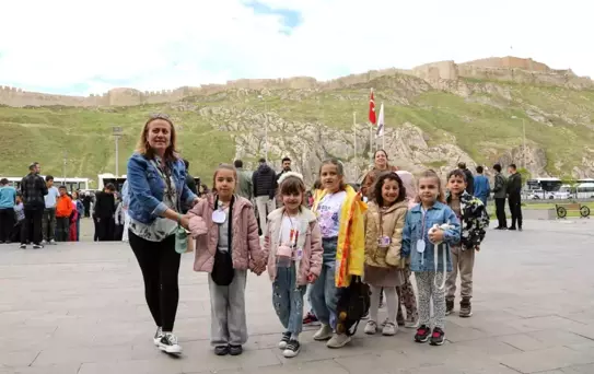 Van'da Engelliler Haftası'na Özel Müze Gezisi Düzenlendi