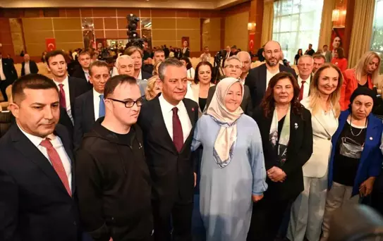 CHP'den Kuşadası'nda Otizm Sempozyumu