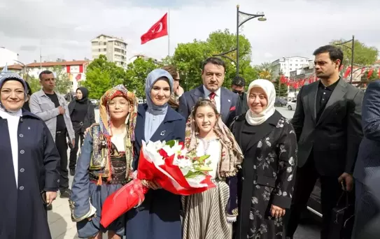 Bakan Göktaş Kütahya'da Ziyaretlerde Bulundu